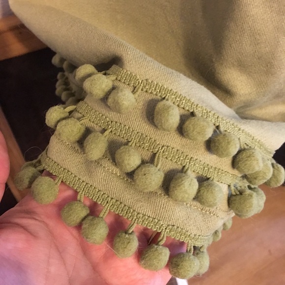 Isaac Mizrahi sage green Pom Pom hem tunic top - Picture 3 of 8